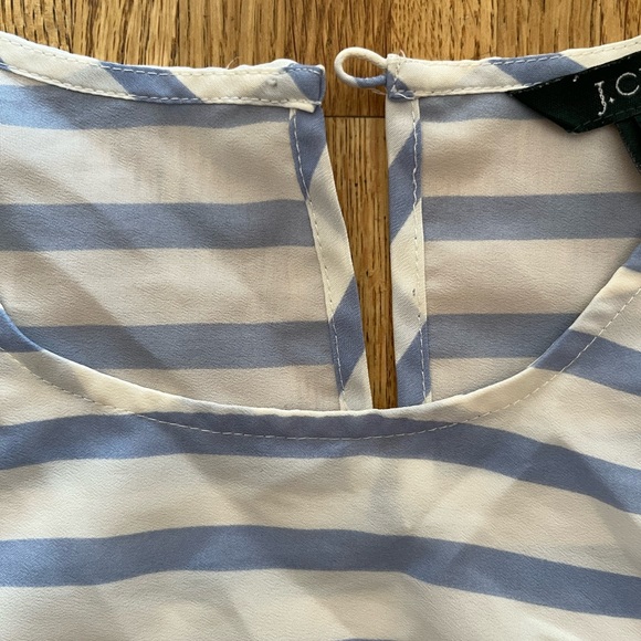 EUC J.crew size 4 Ivory and Light Blue Stripe Sleeveless Silk Tank - Picture 3 of 9